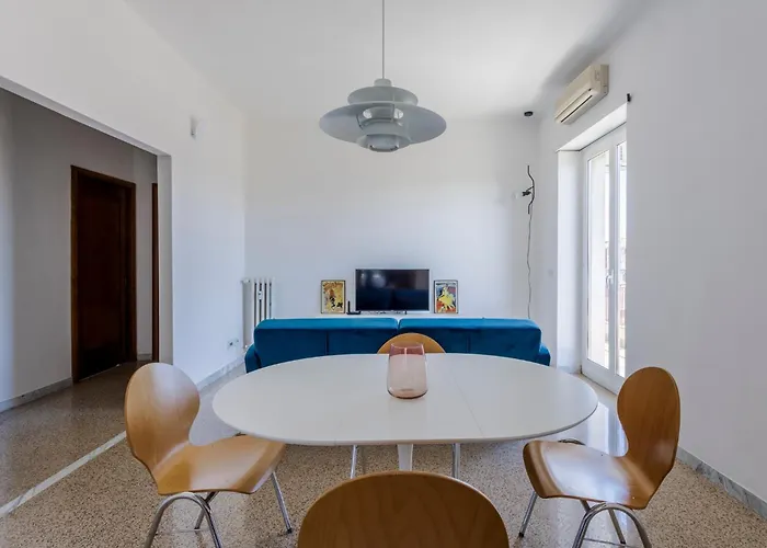 Guesthost - Re Di - Bright X4 Apartment *